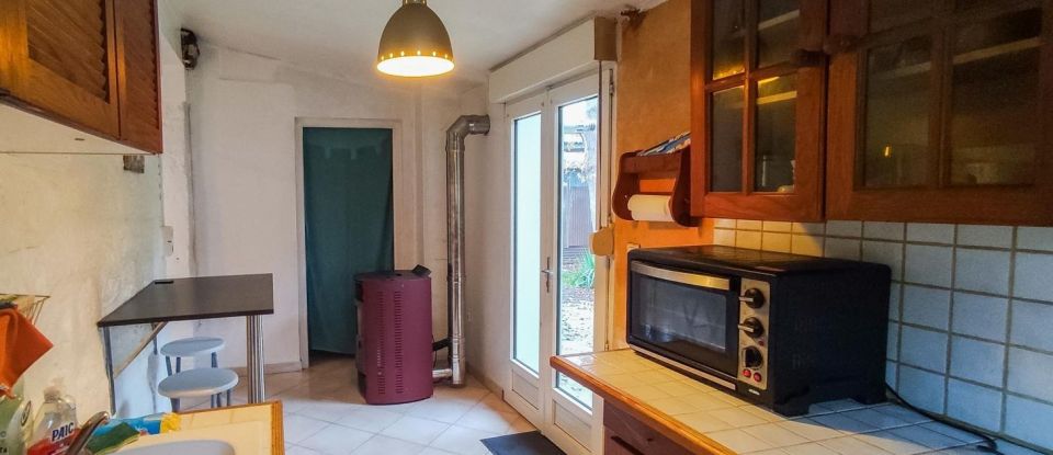House 4 rooms of 111 m² in Sainte-Marie-à-Py (51600)