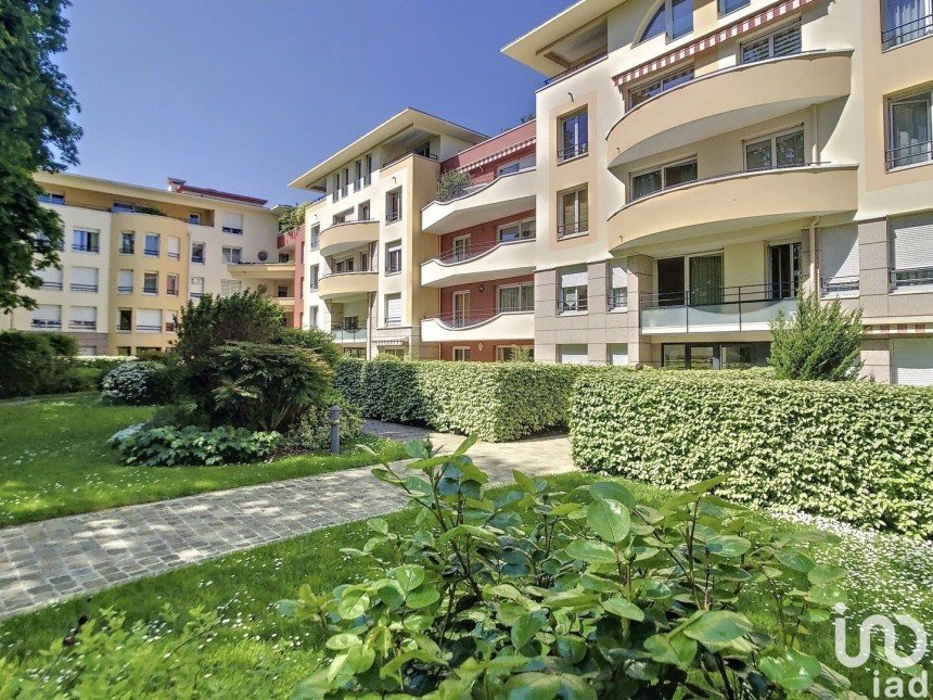 Appartement 3 pièces de 67 m² à Antony (92160)
