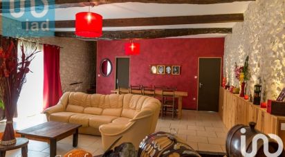 Mansion 11 rooms of 380 m² in Bourdeilles (24310)