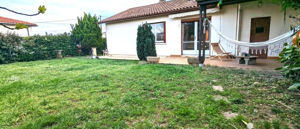 Traditional house 3 rooms of 70 m² in Cenon (33150)
