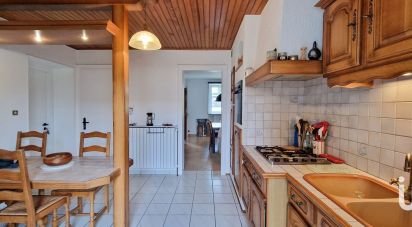 House 6 rooms of 145 m² in Saint-Jean-Rohrbach (57510)