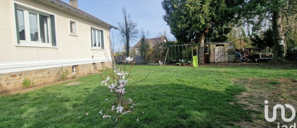 Traditional house 5 rooms of 95 m² in Briis-sous-Forges (91640)
