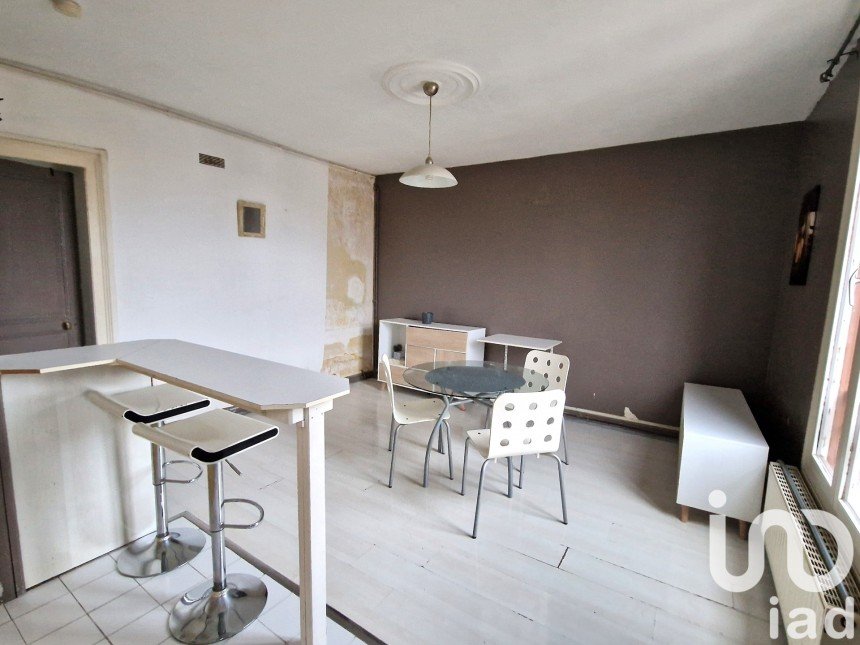 Apartment 2 rooms of 37 m² in Troyes (10000)