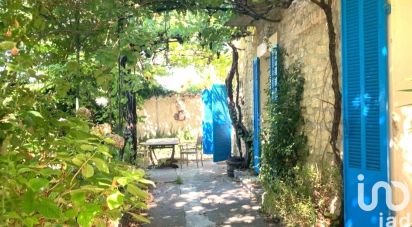 House 4 rooms of 105 m² in Carpentras (84200)