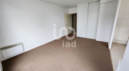 Apartment 2 rooms of 45 m² in Moissy-Cramayel (77550)