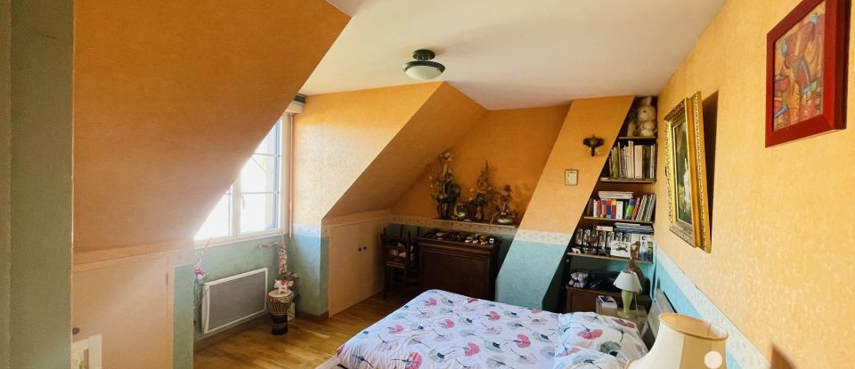 Maison traditionnelle 6 pièces de 135 m² à Orvault (44700)