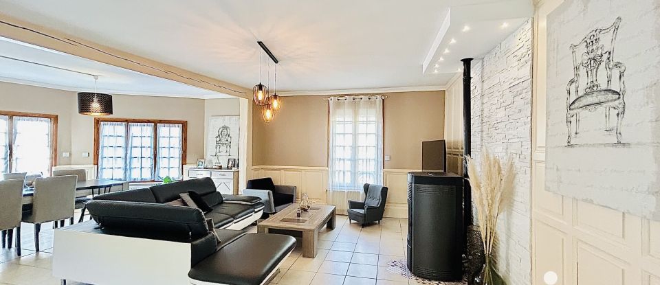 Maison 5 pièces de 170 m² à Laversine (02600)