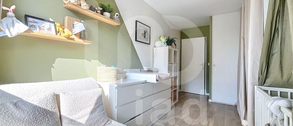 Appartement 3 pièces de 65 m² à Villiers-sur-Marne (94350)