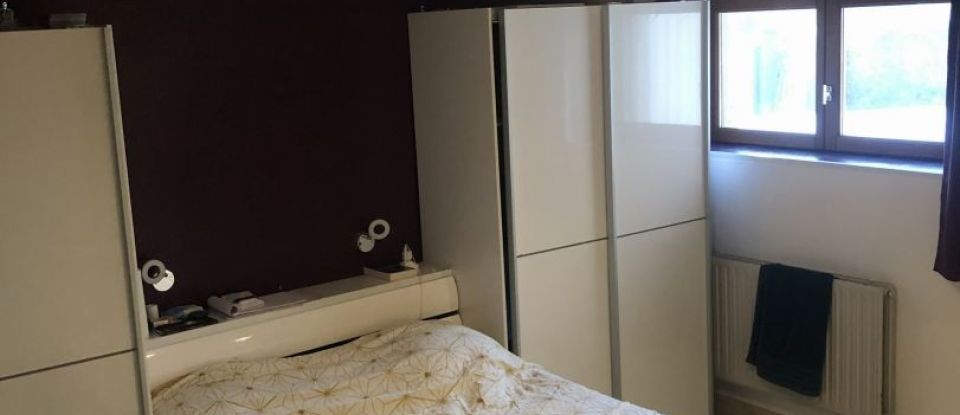 House 8 rooms of 220 m² in Saint-Dié-des-Vosges (88100)