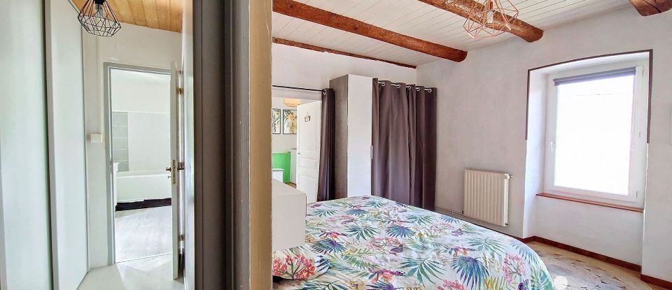 Village house 3 rooms of 84 m² in Montaigut-le-Blanc (63320)