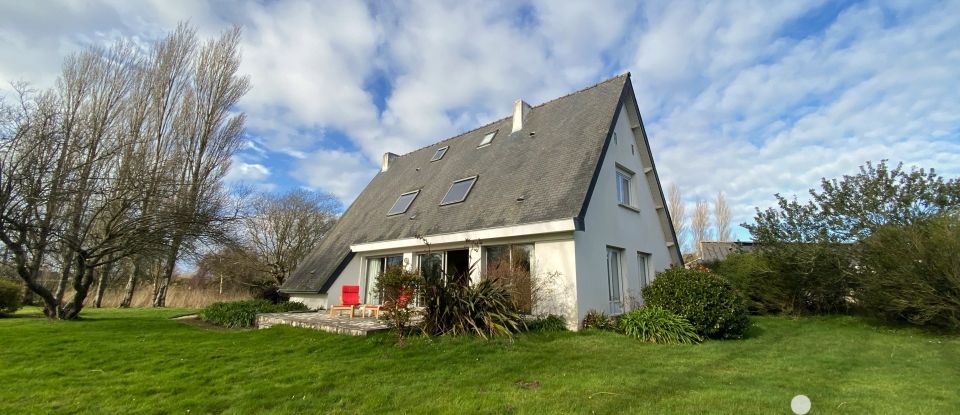 Maison traditionnelle 7 pièces de 163 m² à Trébeurden (22560)