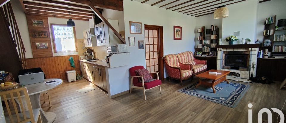 Maison de village 5 pièces de 96 m² à Druyes-les-Belles-Fontaines (89560)