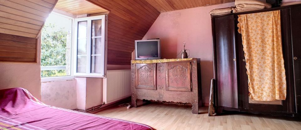 House 5 rooms of 98 m² in Pouldreuzic (29710)