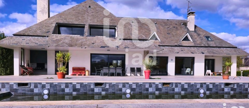 House 8 rooms of 295 m² in Odos (65310)