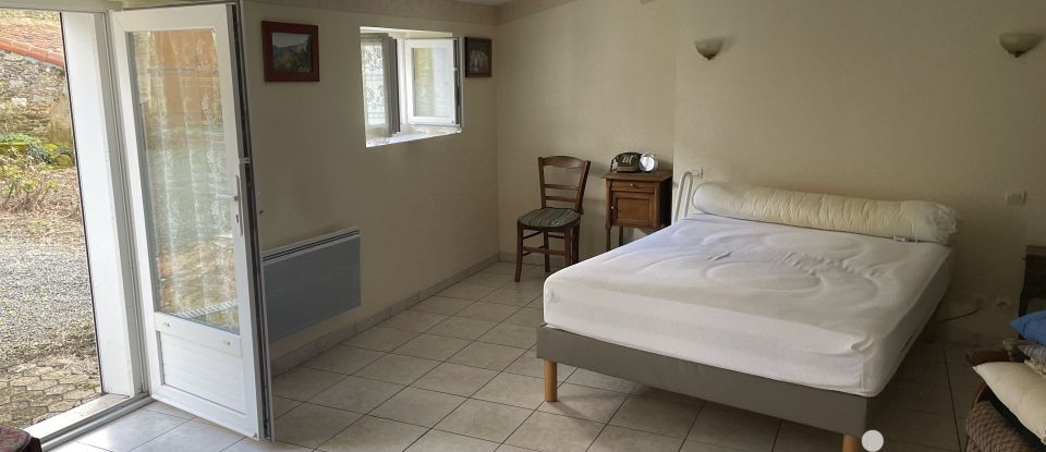 Village house 6 rooms of 128 m² in Passavant-sur-Layon (49560)
