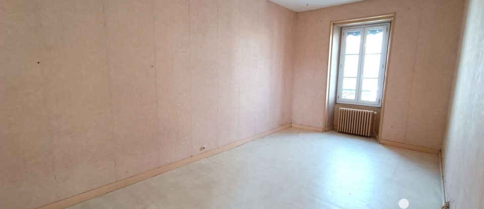 House 6 rooms of 135 m² in Aizenay (85190)