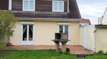 House 4 rooms of 84 m² in Béthune (62400)