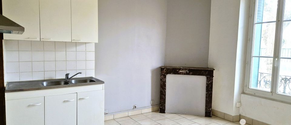 Apartment 2 rooms of 30 m² in MALESHERBES (45330)
