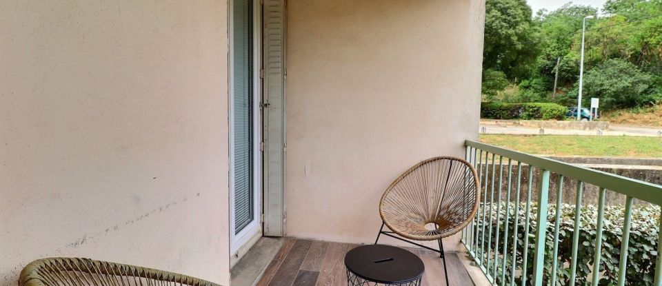 Appartement 4 pièces de 70 m² à Aix-en-Provence (13090)