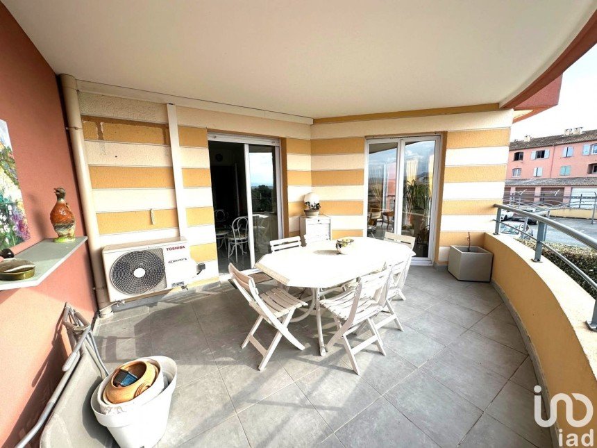 Apartment 4 rooms of 97 m² in Fréjus (83600)