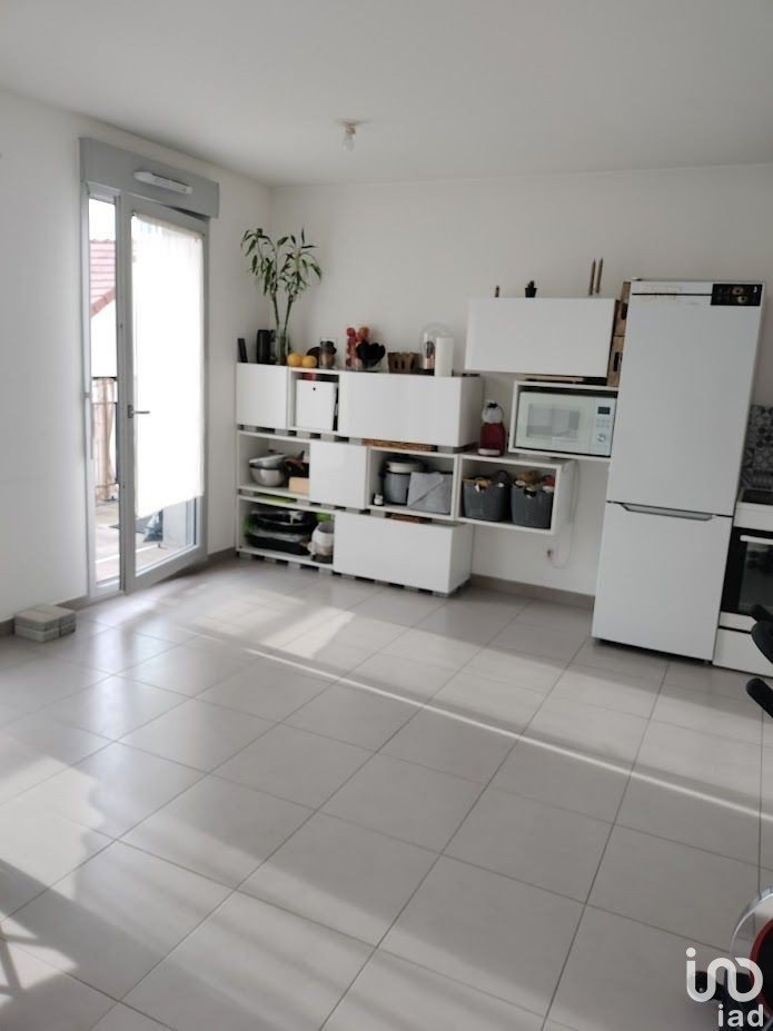 Appartement 3 pièces de 64 m² à Montfermeil (93370)