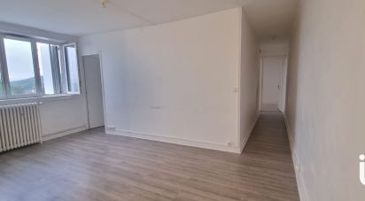 Apartment 4 rooms of 67 m² in Villiers-le-Bel (95400)