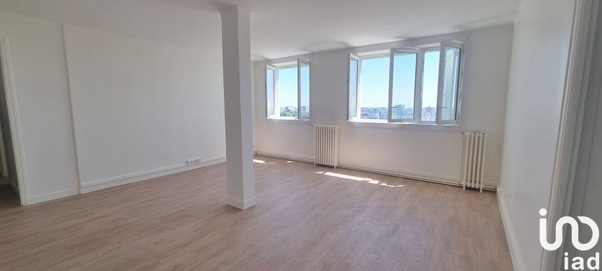 Appartement 5 pièces de 90 m² à Villiers-le-Bel (95400)