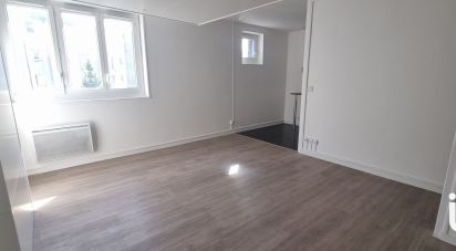 Apartment 1 room of 27 m² in Bobigny (93000)