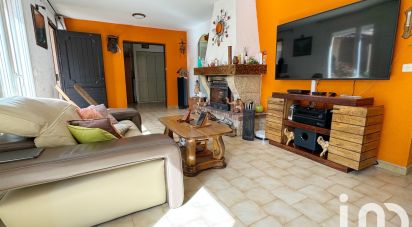Traditional house 4 rooms of 93 m² in Six-Fours-les-Plages (83140)