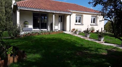House 5 rooms of 100 m² in Cholet (49300)