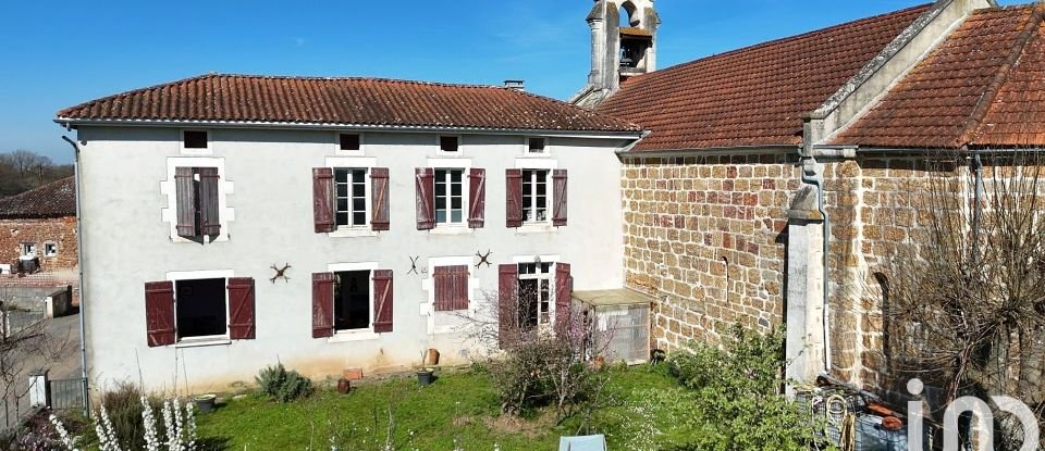 Village house 6 rooms of 143 m² in - (16270)