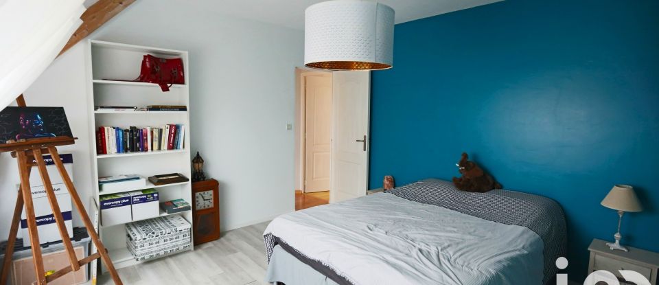 House 7 rooms of 167 m² in Saint-Sulpice-des-Landes (35390)