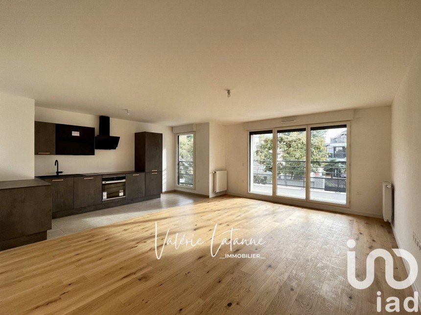 Apartment 4 rooms of 92 m² in Saint-Maur-des-Fossés (94210)