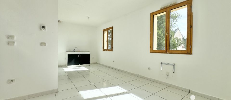 House 4 rooms of 86 m² in Lardy (91510)