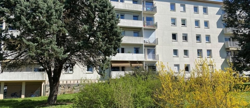 Apartment 4 rooms of 65 m² in Poitiers (86000)