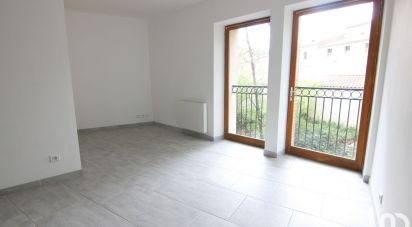 Appartement 4 pièces de 68 m² à Belgentier (83210)