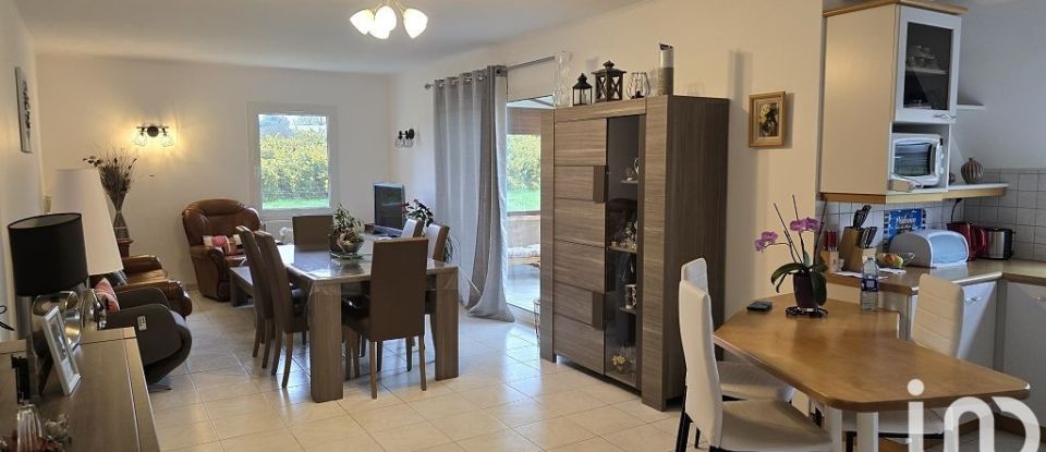 House 5 rooms of 90 m² in Bégard (22140)