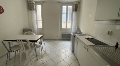 Appartement 2 pièces de 25 m² à Toulon (83000)