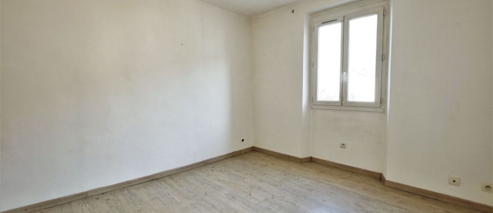 Duplex 4 rooms of 96 m² in Auriol (13390)