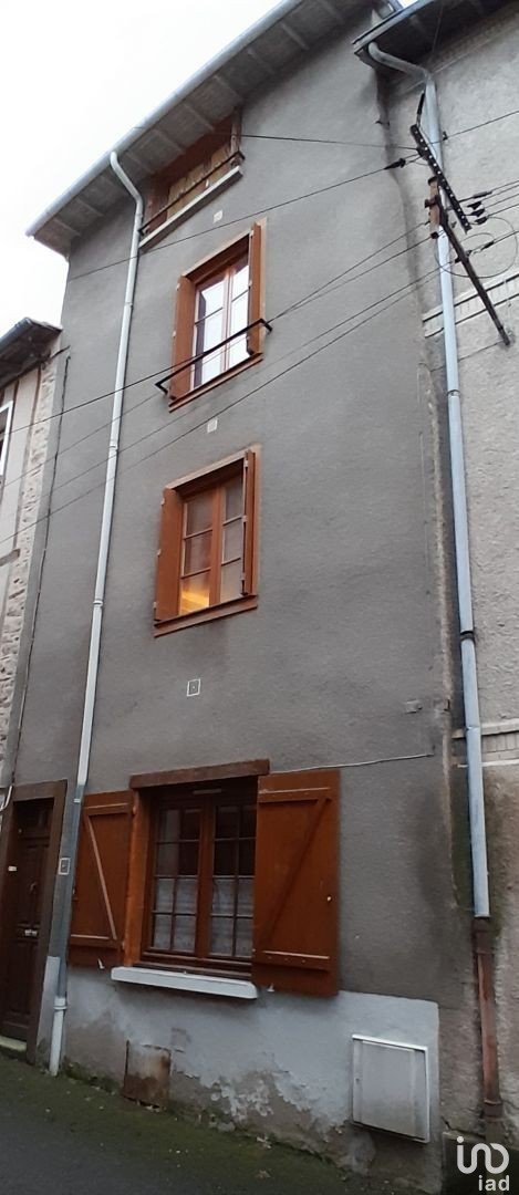 Maison 4 pièces de 73 m² à Saint-Léonard-de-Noblat (87400)