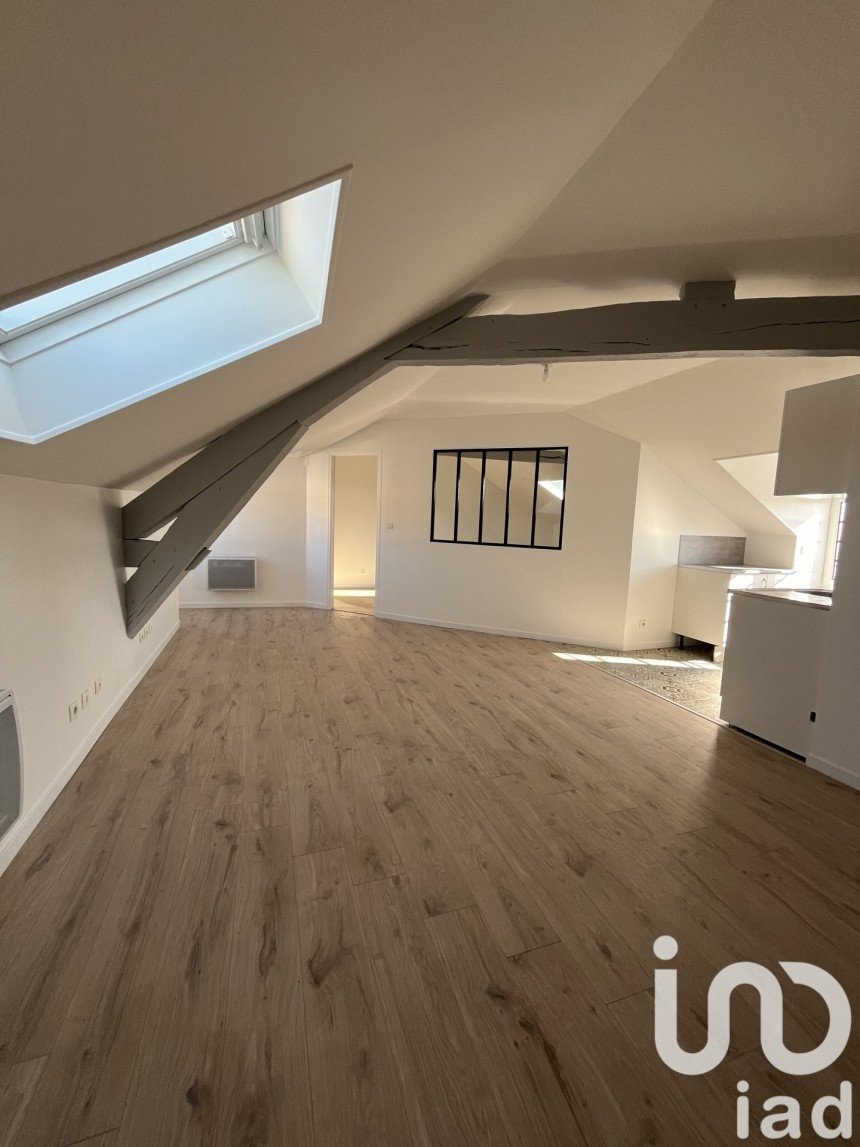 Appartement 2 pièces de 57 m² à Jouars-Pontchartrain (78760)