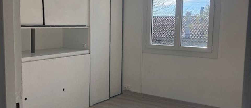 Maison 5 pièces de 85 m² à Saint-Marcel-d'Ardèche (07700)