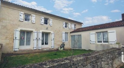Country house 7 rooms of 150 m² in Bords (17430)