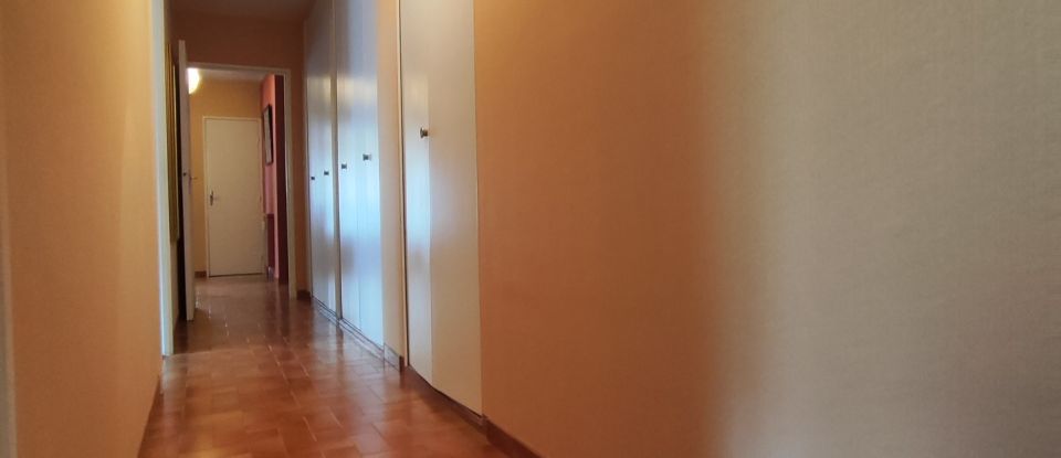 Appartement 4 pièces de 91 m² à Gap (05000)