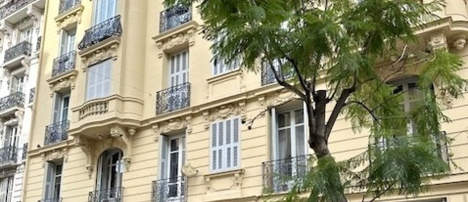 Appartement 4 pièces de 104 m² à Nice (06000)
