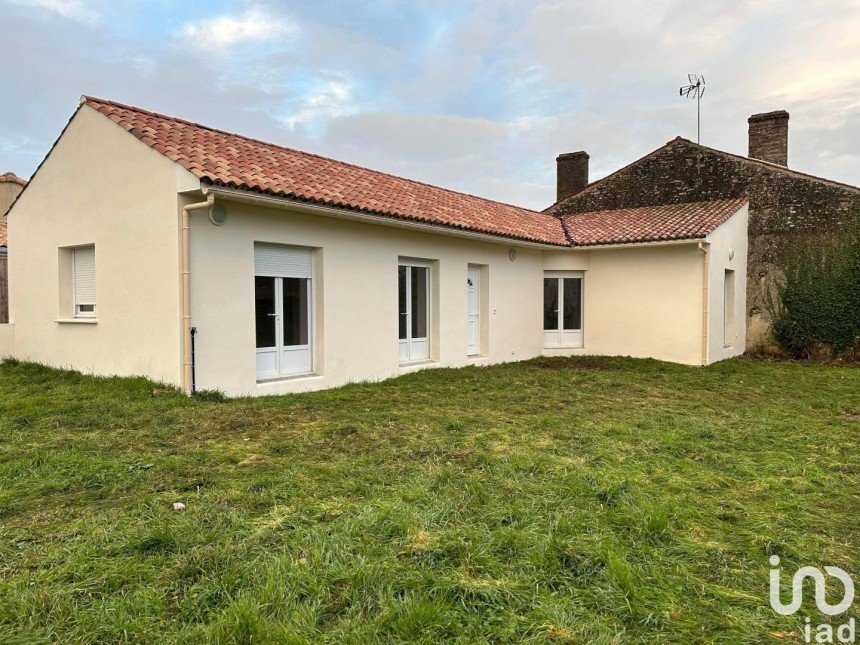 Maison 3 pièces de 90 m² à Doix lès Fontaines (85200)