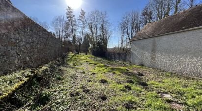Land of 360 m² in Voulx (77940)