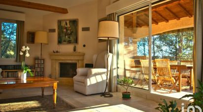 House 5 rooms of 163 m² in Sanilhac-Sagriès (30700)