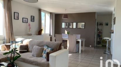 Apartment 3 rooms of 81 m² in Villefranche-sur-Saône (69400)