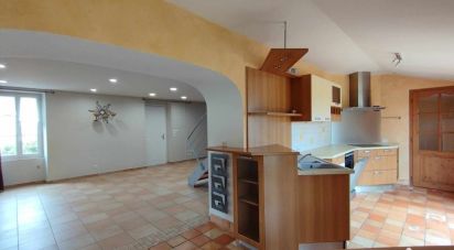 House 4 rooms of 132 m² in Thorigny (85480)
